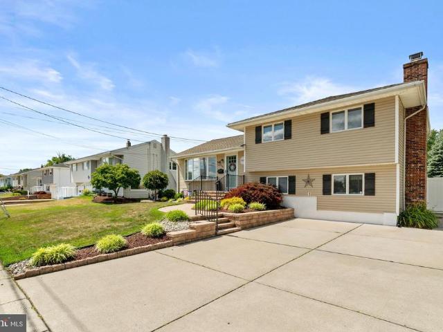 House for sale in Crosswicks, New Jersey