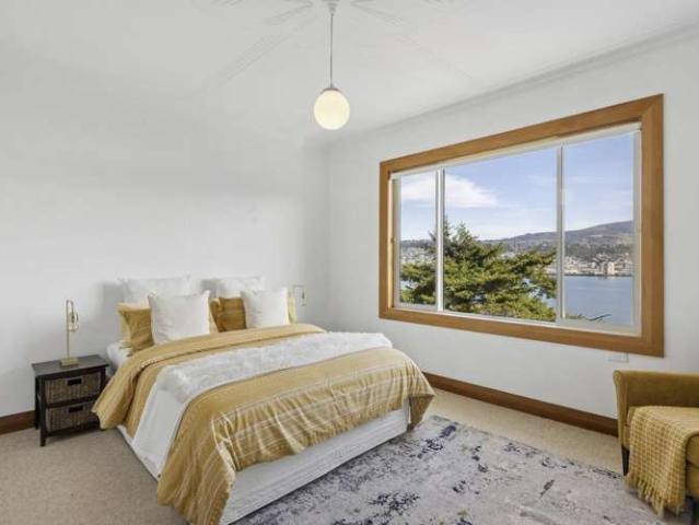 House for sale in Otakou