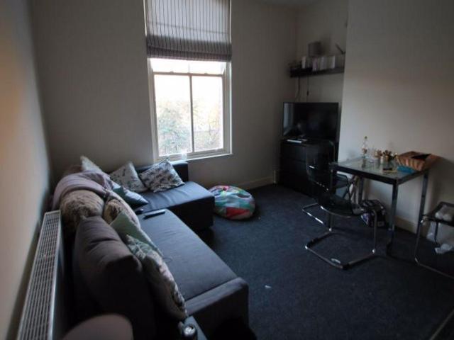 House for rent in Woodhouse, West Yorkshire