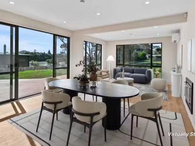 House for sale in Awhitu