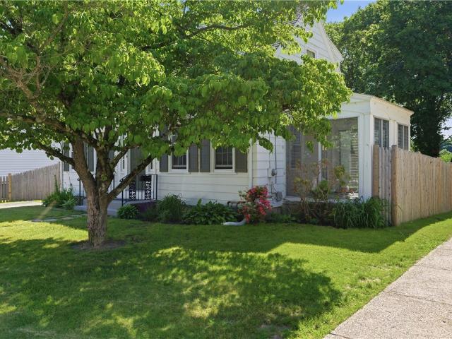 House for sale in Cumberland, Rhode Island