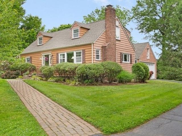 House for sale in Watchung, New Jersey