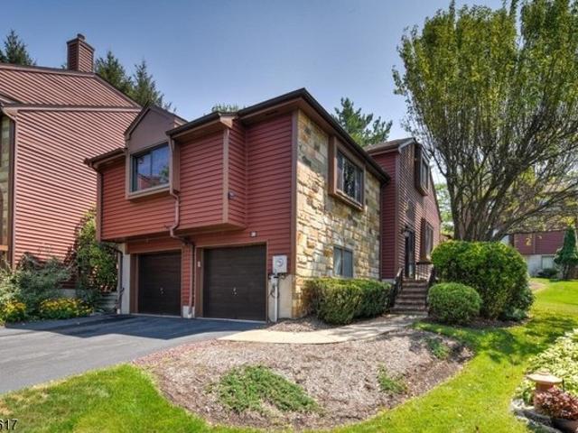 Townhouse for sale in Rockaway, New Jersey