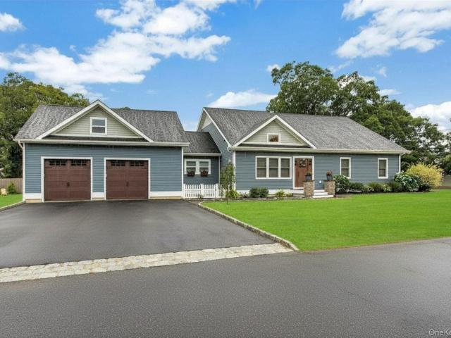 House for sale in Bohemia, New York