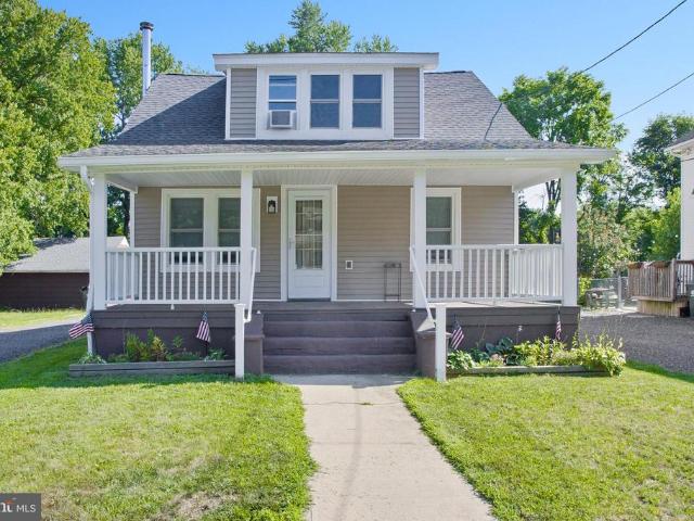 House for sale in Cream Ridge, New Jersey