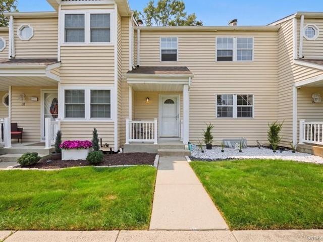 Condo for sale in Centereach, New York