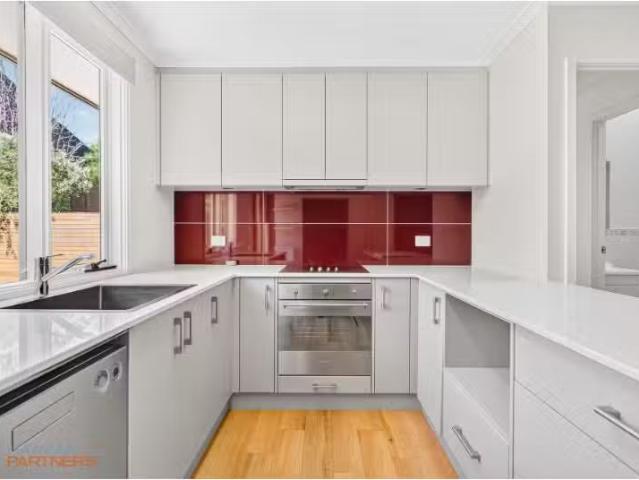 Condo for rent in Woden, Australian Capital Territory