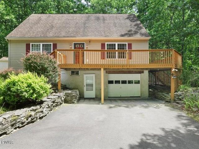 House for sale in Hawley, Pennsylvania