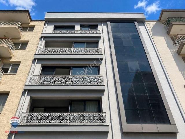 Karşiyaka, İzmir içerisinde satılık mülk