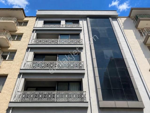 Karşiyaka, İzmir içerisinde satılık mülk