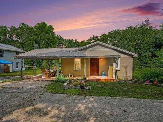 House for sale in Dry Ridge, Kentucky