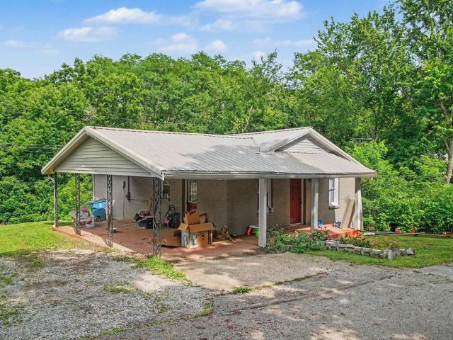 House for sale in Dry Ridge, Kentucky