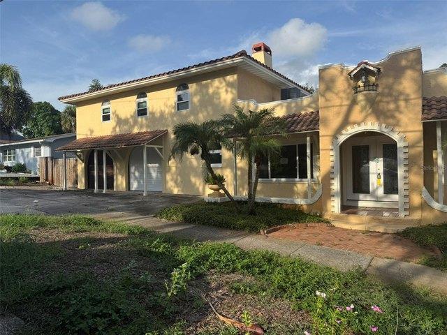 House for sale in Tarpon Springs, Florida