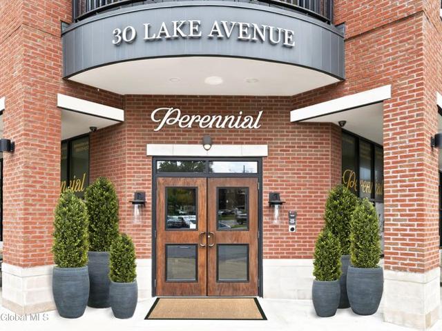 Condo for sale in Saratoga, New York