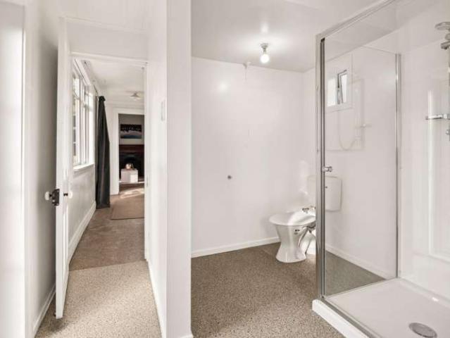 House for sale in Otakou