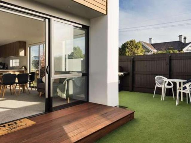 House for sale in Otakou