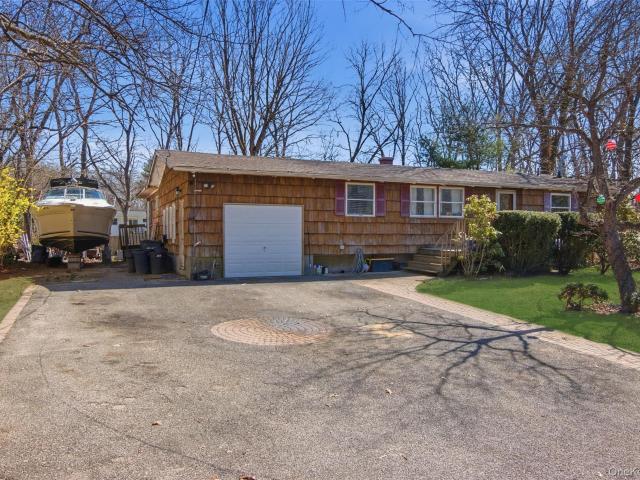 House for sale in Centereach, New York