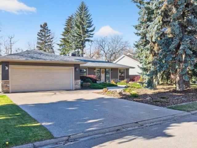House for sale in Lacombe Park, St. Albert