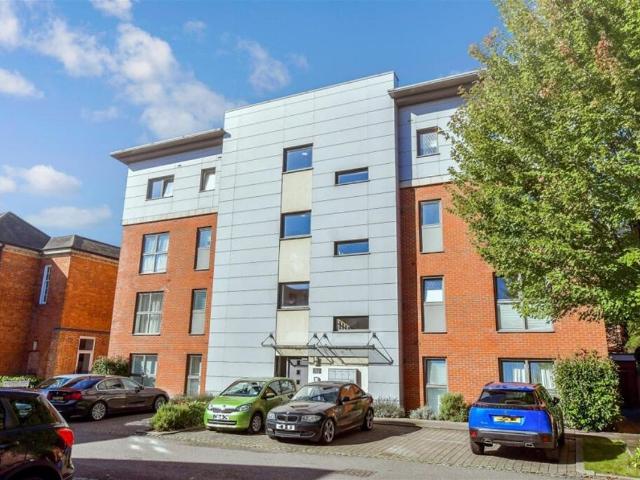 Apartment for rent in Chichester, Littlecote