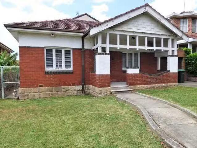 House for rent in Burwood