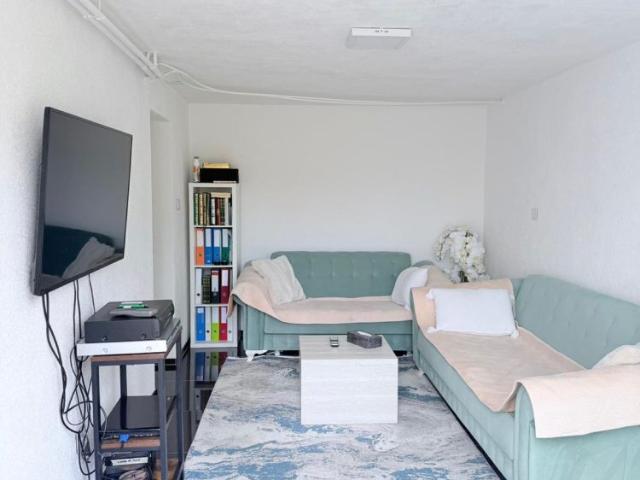 Studio mieten in Menziken, Aargau