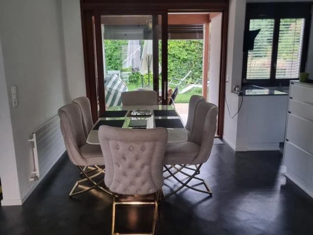 Studio mieten in Honerethof, Bergdietikon