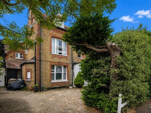 Studio for rent in Roehampton, Greater London