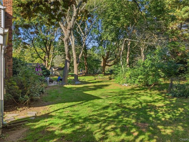 House for sale in Greenlawn, Town of Huntington