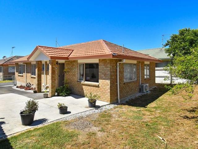 House for rent in Owhata, Oroua County