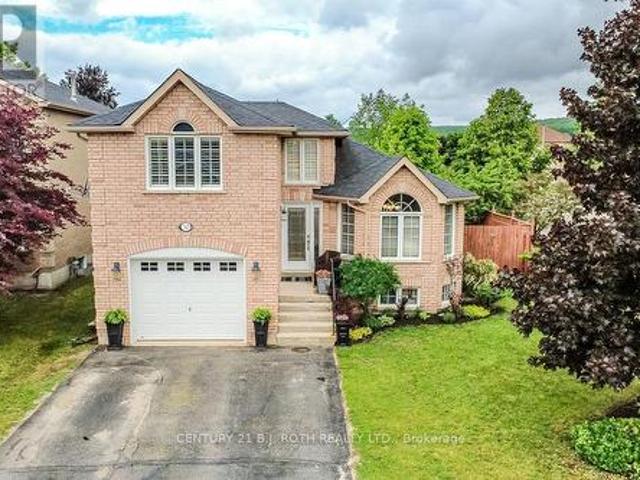 House for sale in Barrie, Ontario