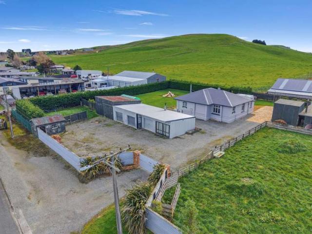 House for sale in Browns, Southland