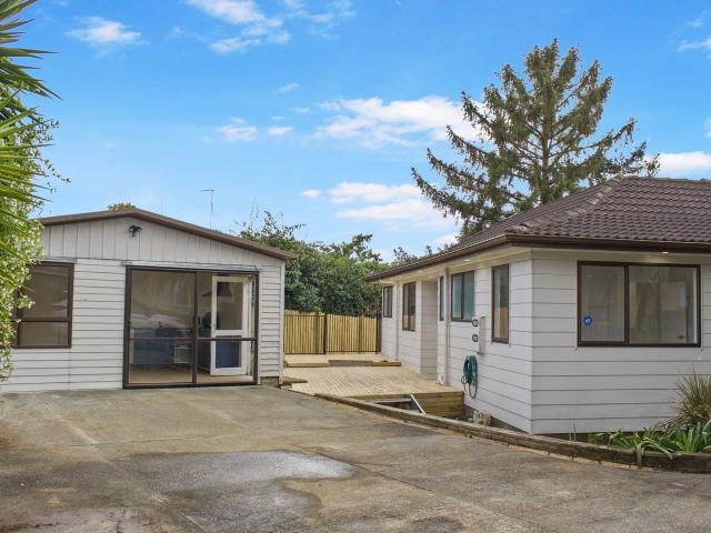 House for rent in Manurewa, Oroua County
