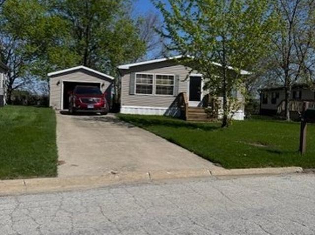 House for sale in Beecher, Illinois