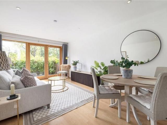 Apartment to rent in Mount Saint Annes, Dublin
