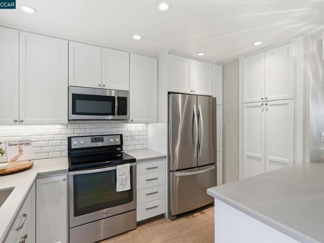 Townhouse for sale in Moraga, California