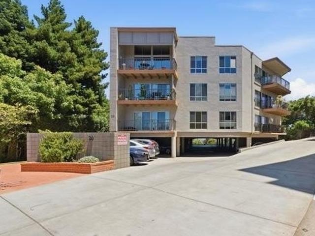 Condo for sale in San Mateo, California