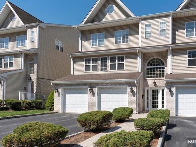 Condo for sale in Passaic, New Jersey