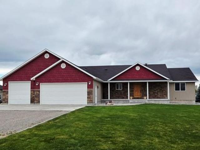 House for sale in Bingham, Idaho