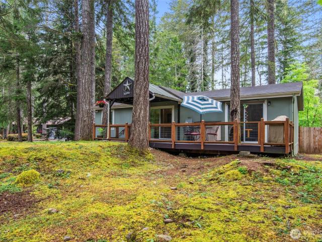 House for sale in Hoodsport, Washington