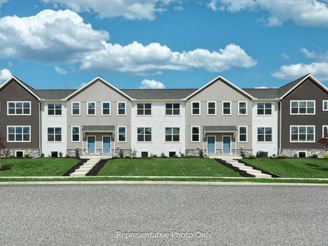 Townhouse for sale in Elizabethtown, Pennsylvania