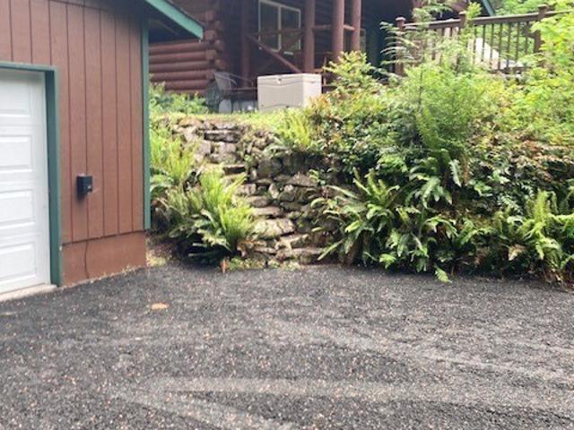 House for sale in Hoodsport, Washington