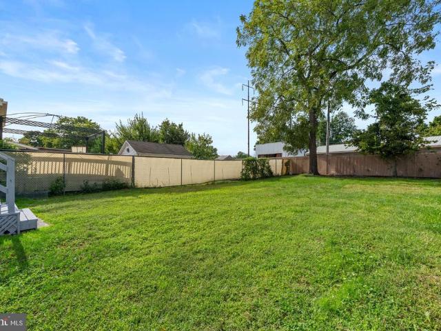 Townhouse for sale in Glenolden, Delaware County