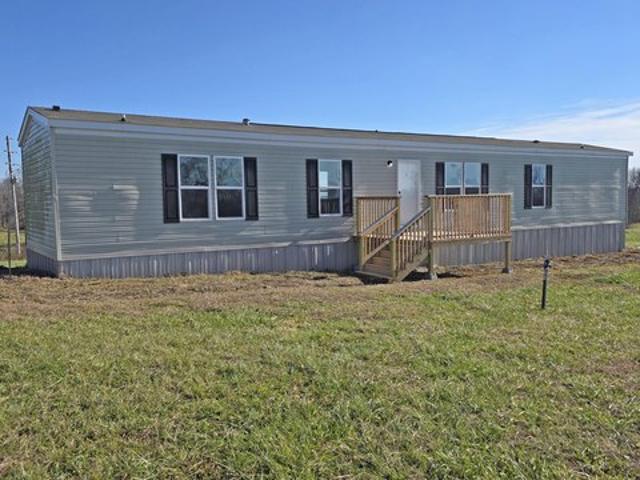 House for sale in Annville, Kentucky