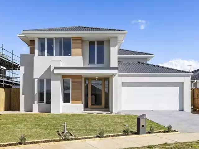 House for rent in Gisborne, Victoria
