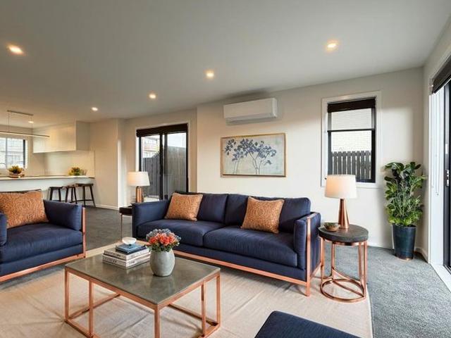 House for rent in Silverbrooke, Porirua