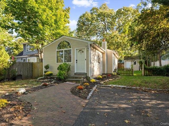 House for sale in Selden, Town of Brookhaven