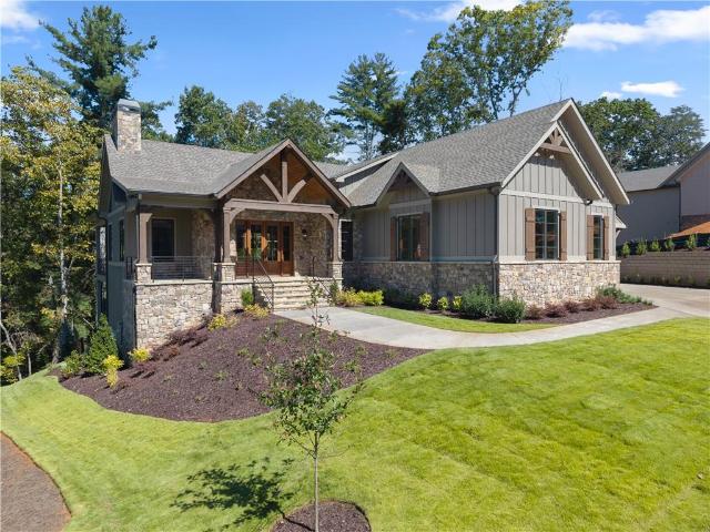 House for sale in Achasta, Dahlonega