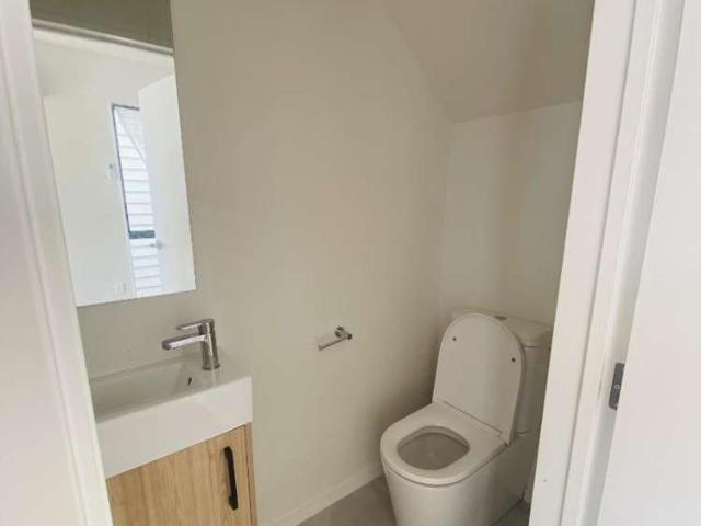 Townhouse for rent in Auckland, Oroua County