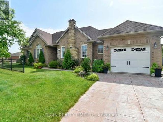 House for sale in St. Thomas, Ontario