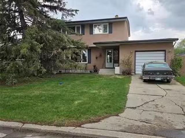 House for sale in East St. Paul, Manitoba